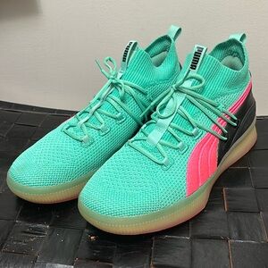 EUC Puma Basketball Shoes Men’s 11.5 - teal pink